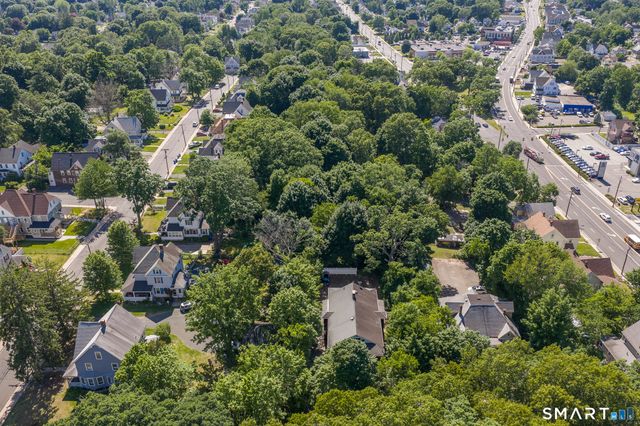 18 Arch Street, Manchester, CT 06040