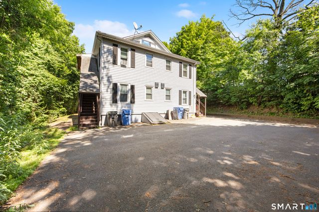 18 Arch Street, Manchester, CT 06040