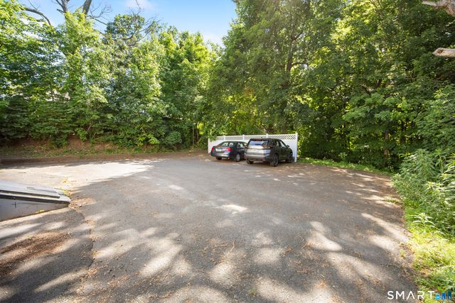 18 Arch Street, Manchester, CT 06040
