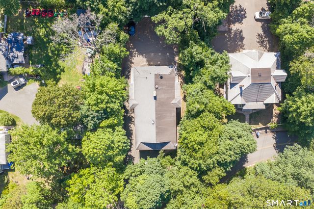 18 Arch Street, Manchester, CT 06040