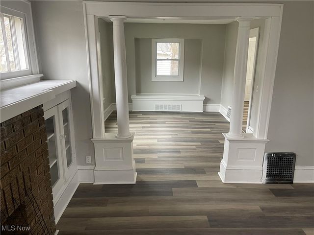 1438 Newton Street, Akron, OH 44305