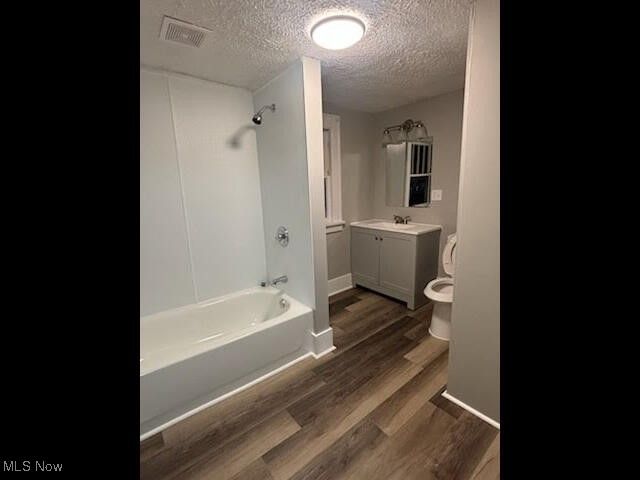 1438 Newton Street, Akron, OH 44305