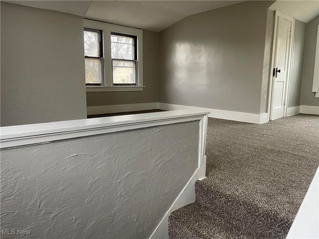 1438 Newton Street, Akron, OH 44305