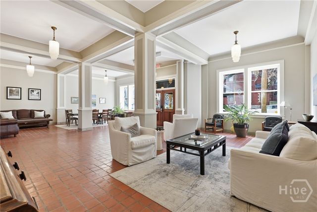 106 W Gwinnett Street 5F, Savannah, GA 31401