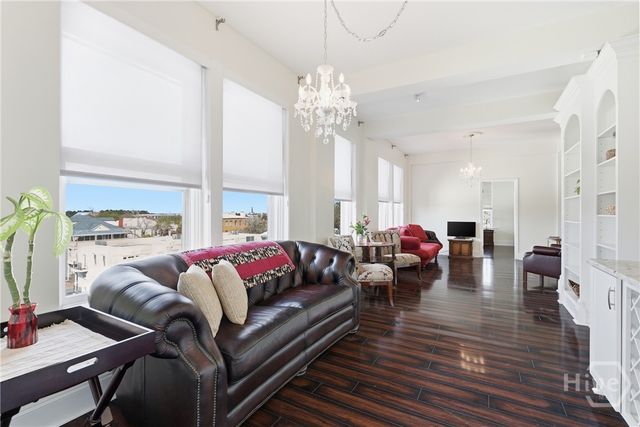 106 W Gwinnett Street 5F, Savannah, GA 31401