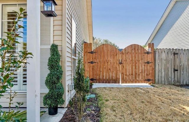 1967 Armory Drive, Mount Pleasant, SC 29466