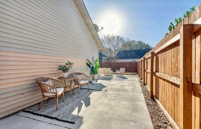 1967 Armory Drive, Mount Pleasant, SC 29466