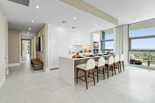220 Lake Shore Drive 2123, Lake Park, FL 33403