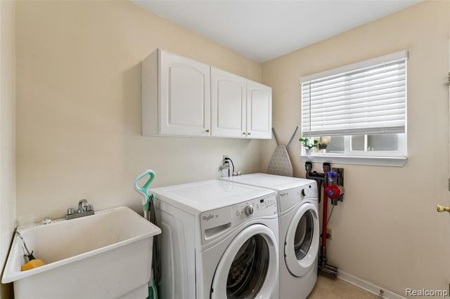 16180 Hill Forest Drive, Linden, MI 48451