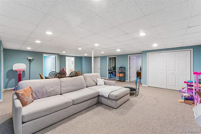 16180 Hill Forest Drive, Linden, MI 48451