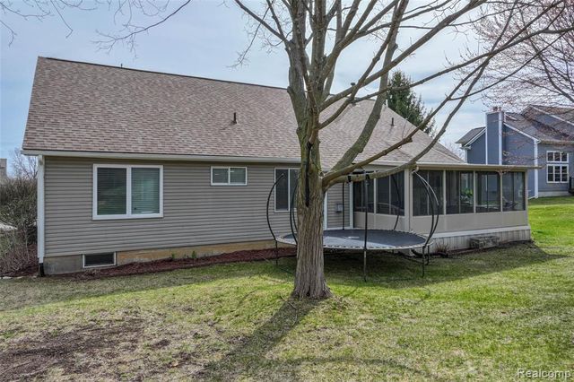 16180 Hill Forest Drive, Linden, MI 48451