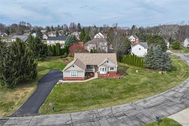 16180 Hill Forest Drive, Linden, MI 48451