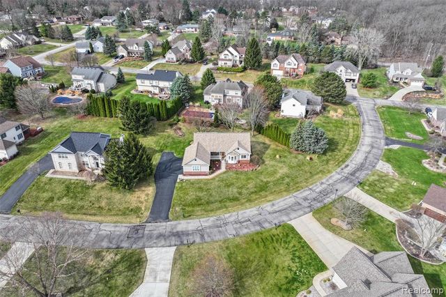 16180 Hill Forest Drive, Linden, MI 48451