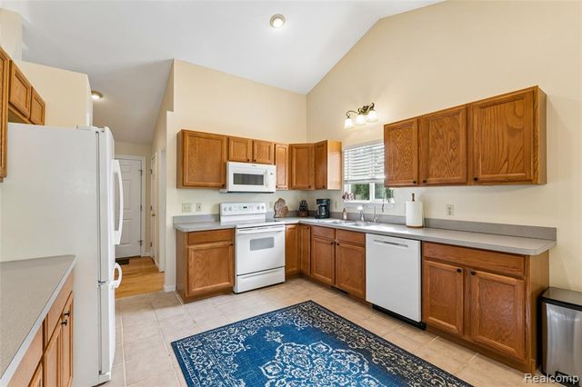 16180 Hill Forest Drive, Linden, MI 48451