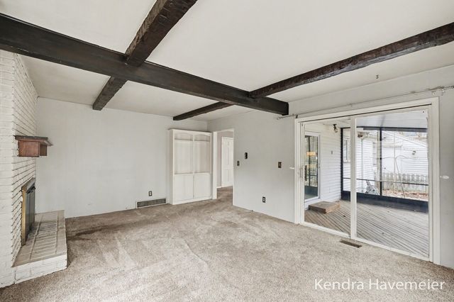 4867 Northview Avenue Ne, Plainfield Twp, MI 49525