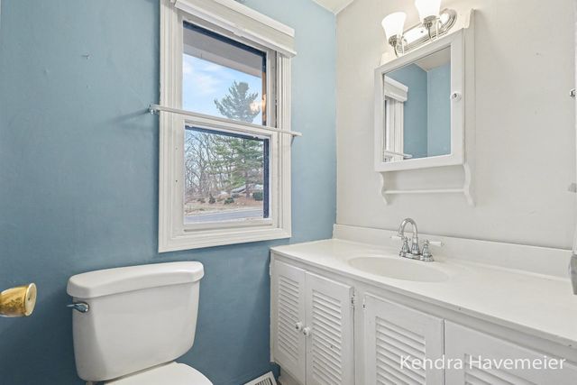 4867 Northview Avenue Ne, Plainfield Twp, MI 49525