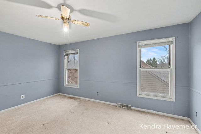 4867 Northview Avenue Ne, Plainfield Twp, MI 49525