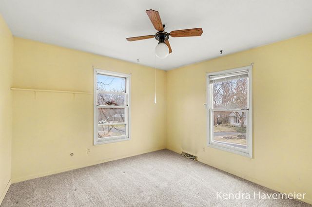 4867 Northview Avenue Ne, Plainfield Twp, MI 49525