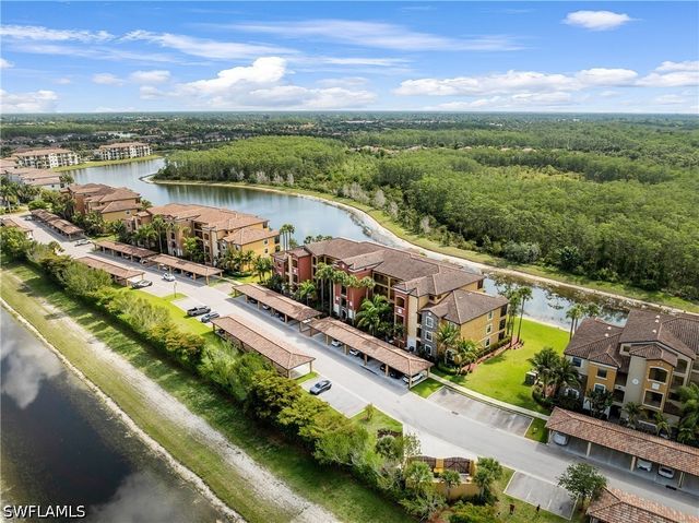 9590 Trevi CT 5325, Naples, FL 34113