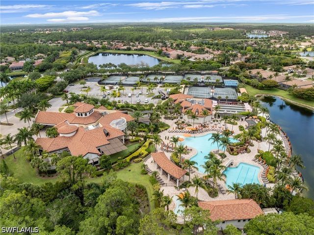 9590 Trevi CT 5325, Naples, FL 34113