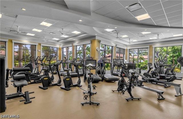 9590 Trevi CT 5325, Naples, FL 34113