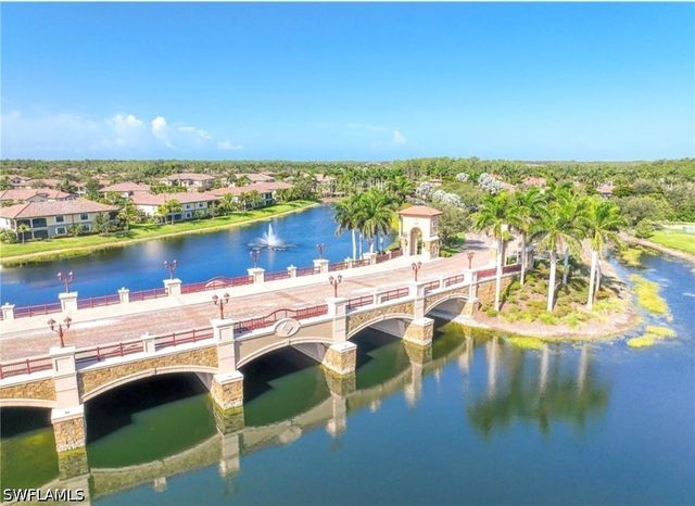 9590 Trevi CT 5325, Naples, FL 34113