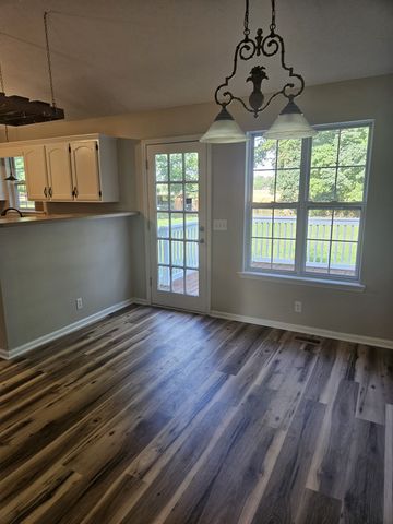 121 Timberwood Dr, Portland, TN 37148