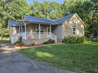 121 Timberwood Dr, Portland, TN 37148
