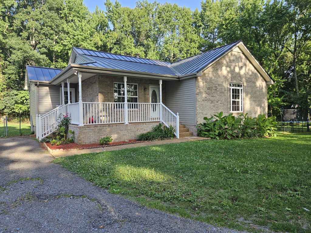 121 Timberwood Dr, Portland, TN 37148