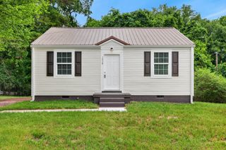 1316 Sunnyview Dr, Clarksville, TN 37040