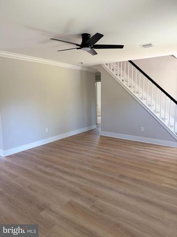 44 TINSEL RD, Levittown, PA 19056