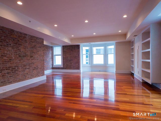 116 Crown Street 3A, New Haven, CT 06511