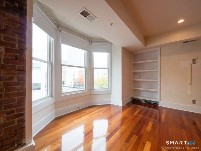 116 Crown Street 3A, New Haven, CT 06511