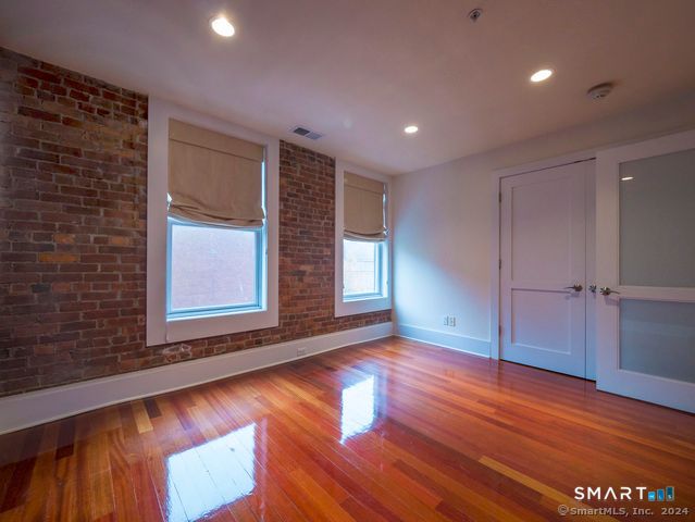 116 Crown Street 3A, New Haven, CT 06511