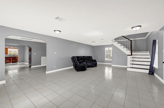 610 12th Street, Dickinson, TX 77539