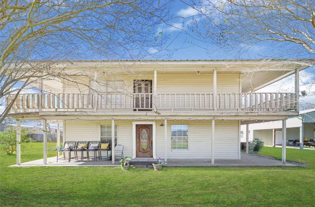 610 12th Street, Dickinson, TX 77539
