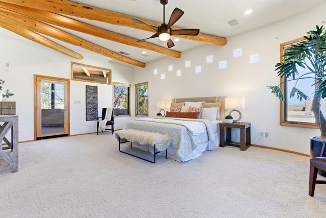 1901 Via Del Sol NE, Albuquerque, NM 87110