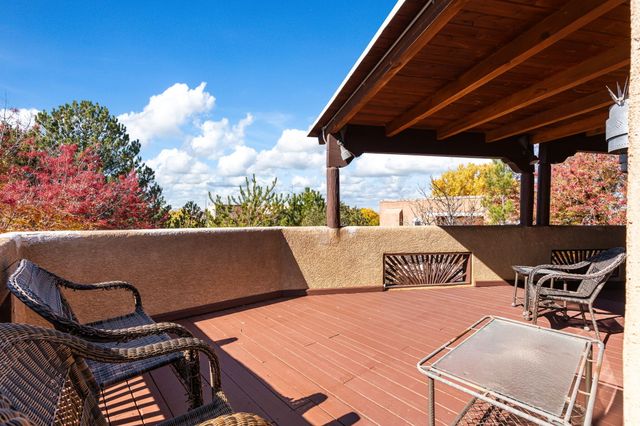 1901 Via Del Sol NE, Albuquerque, NM 87110