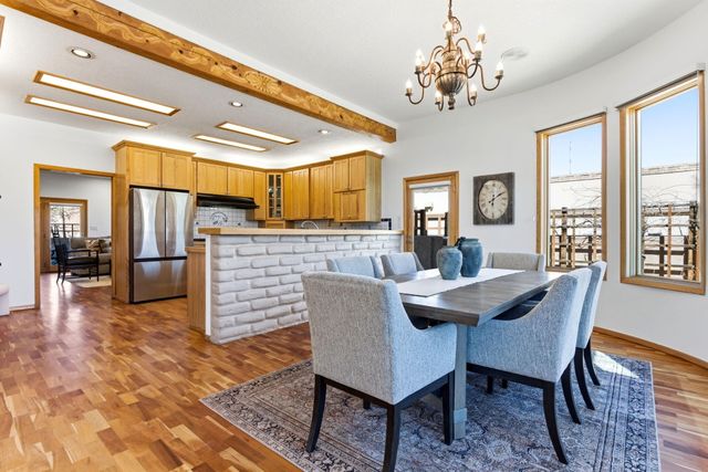 1901 Via Del Sol NE, Albuquerque, NM 87110