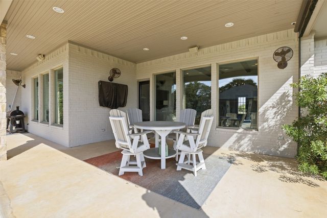 697 E Canyon Creek Lane, Weatherford, TX 76087
