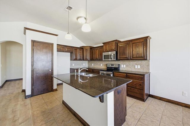 13100 Native Plant Road, Piedmont, OK 73078