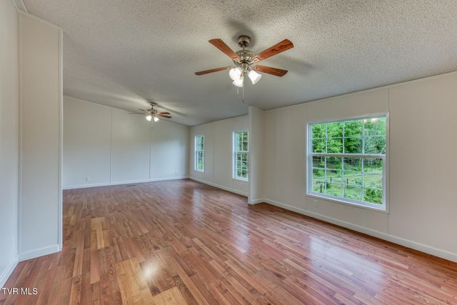 158 West Ridge Road, Jonesborough, TN 37659