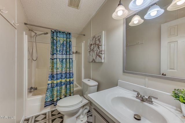 158 West Ridge Road, Jonesborough, TN 37659