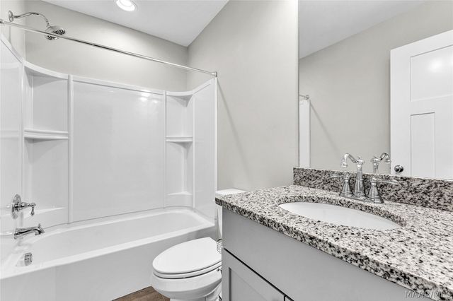 176 Avenue of The Orchards Avenue, Pike Road, AL 36064