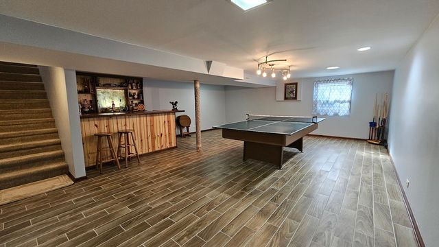 1208 N Walnut Avenue, Arlington Heights, IL 60004