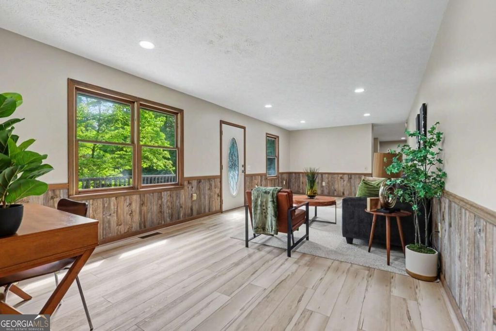 172 Fred Henry Lane, Clayton, GA 30525 — photo 5