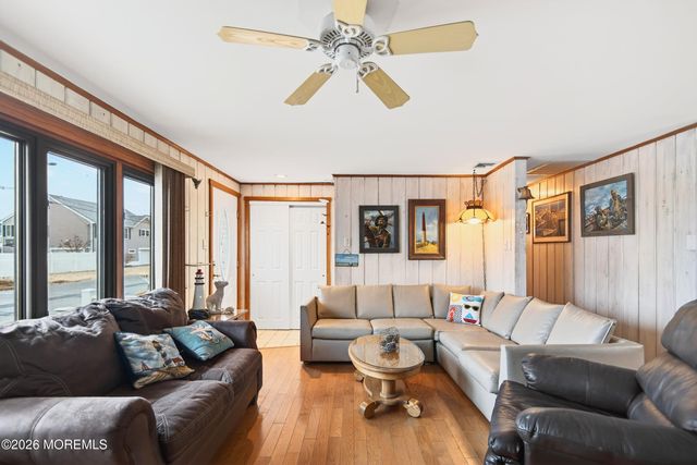 4 Rona Lane, Beach Haven West, NJ 08050