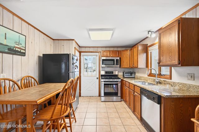 4 Rona Lane, Beach Haven West, NJ 08050