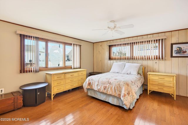 4 Rona Lane, Beach Haven West, NJ 08050