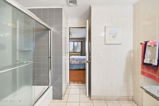 4 Rona Lane, Beach Haven West, NJ 08050